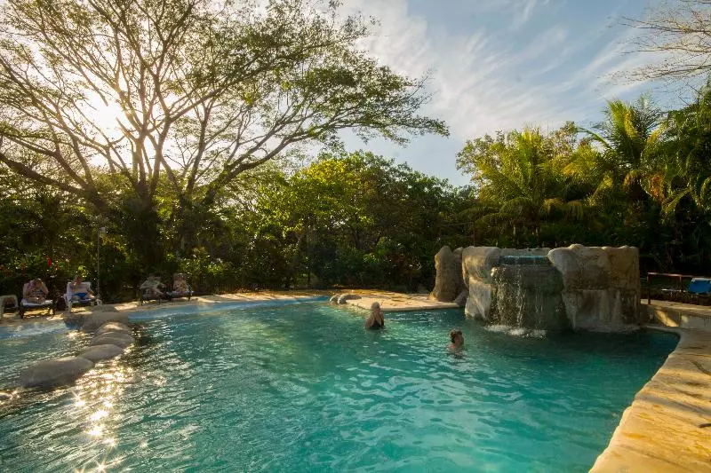 هتل Canon De La Vieja Lodge