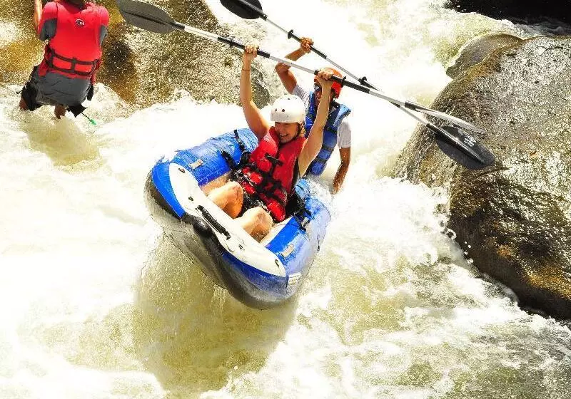 هتل Canon De La Vieja Lodge