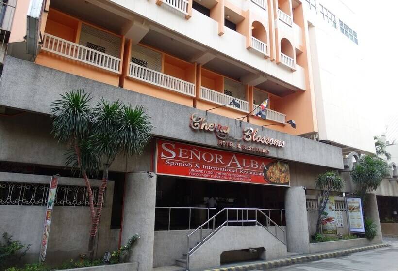 בית מלון כפרי Cherry Blossoms