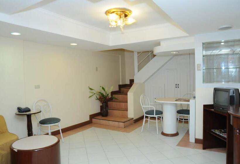 בית מלון כפרי Cherry Blossoms