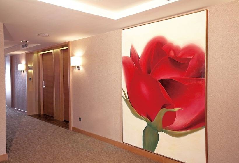 هتل Classic  City Resort