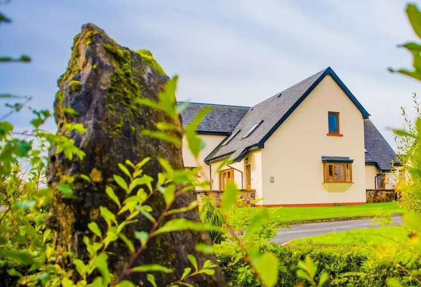 酒店 East Clare Golf Village