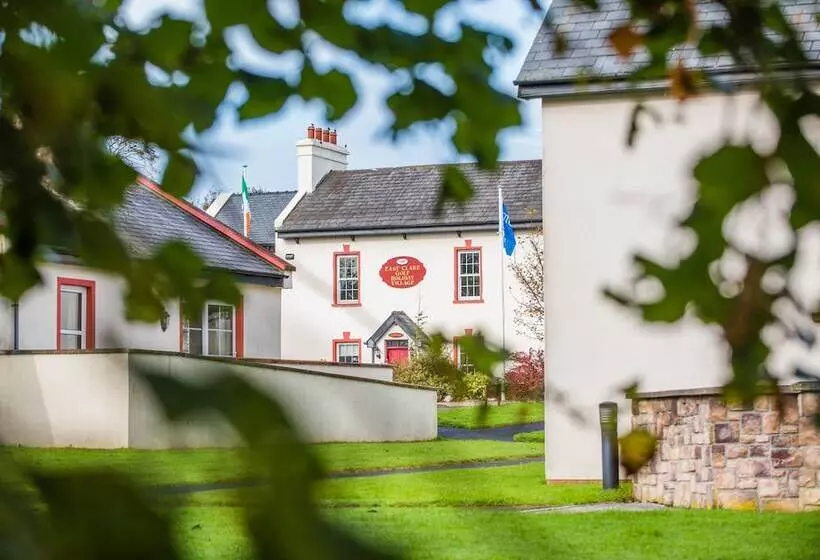 酒店 East Clare Golf Village