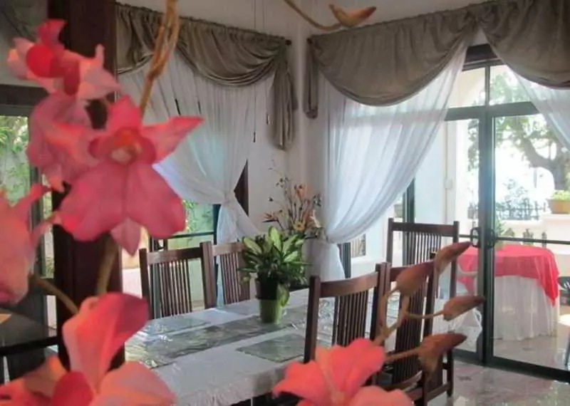 호텔 Gracey Dive Resort And Restaurant