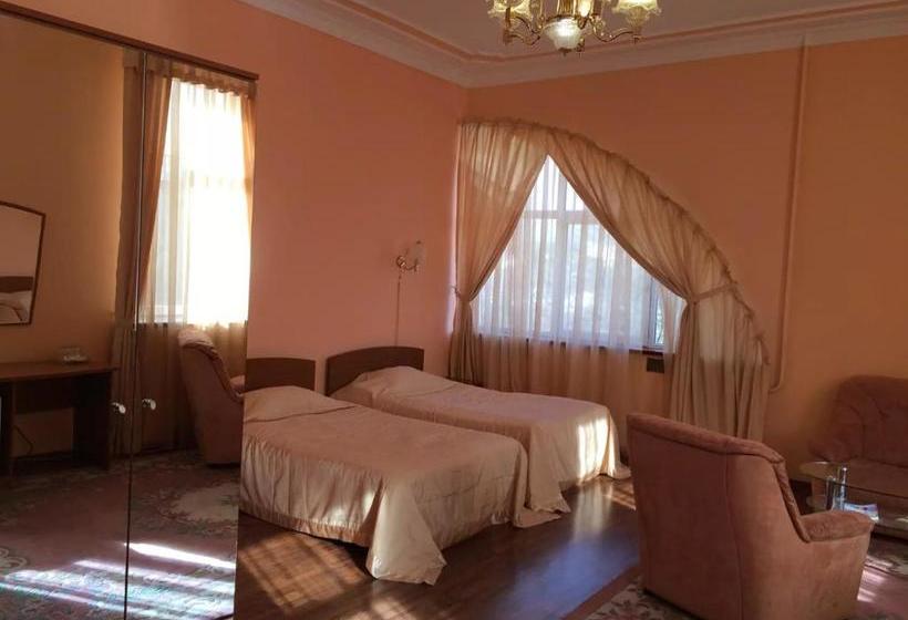 בית מלון כפרי Guest House Lux