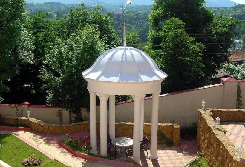 בית מלון כפרי Guest House Lux