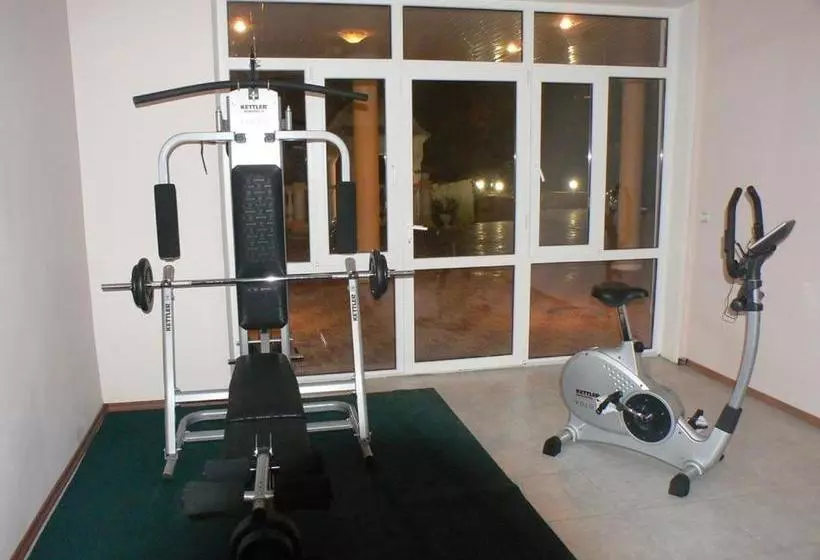 هتل Guest House Lux