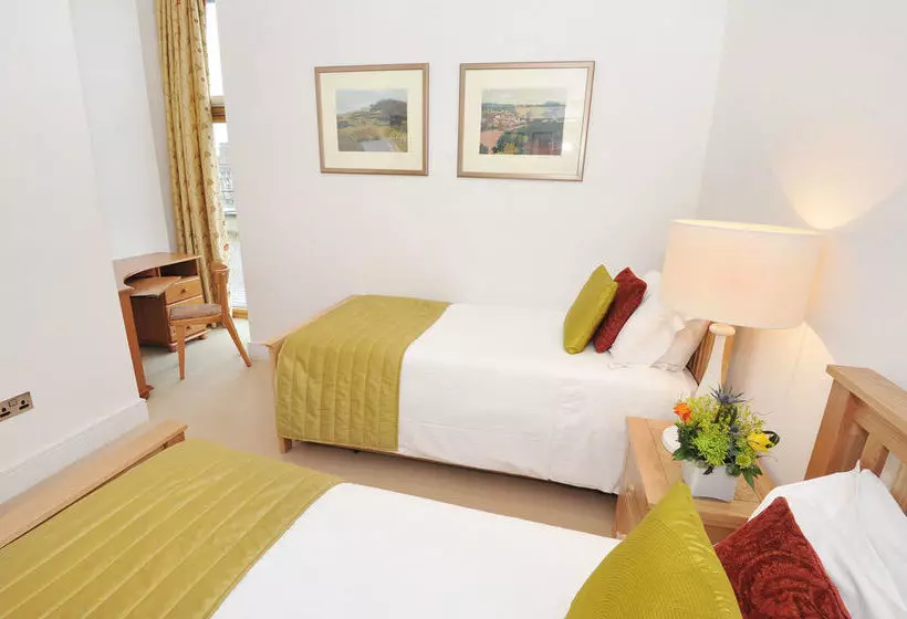 בית מלון כפרי Highland Apartments By Mansley