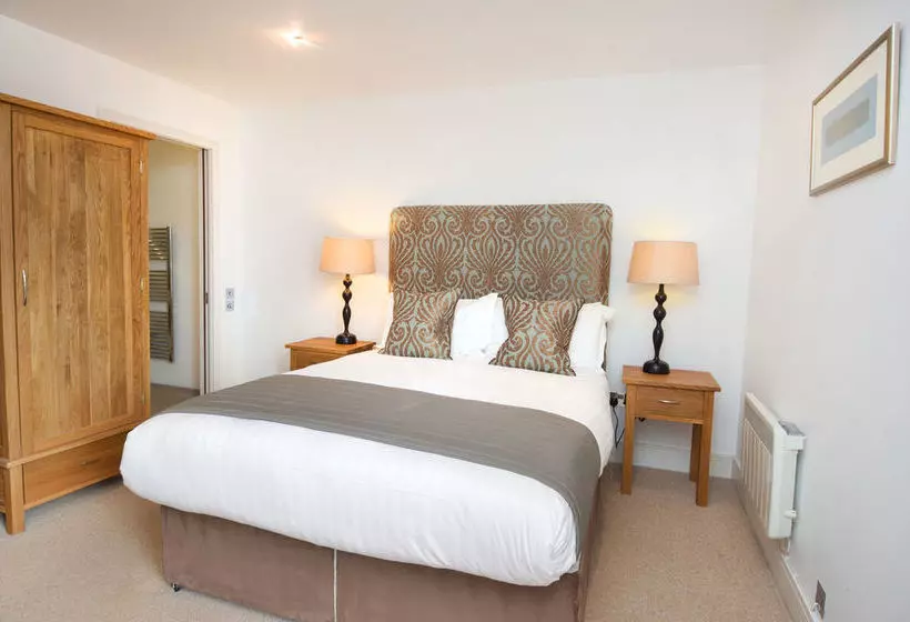 בית מלון כפרי Highland Apartments By Mansley