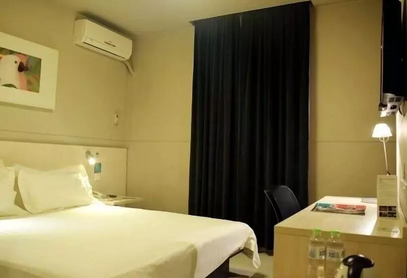 Отель Jinjiang Inn Kunming Xichang Road Jinma Biji Historic Site