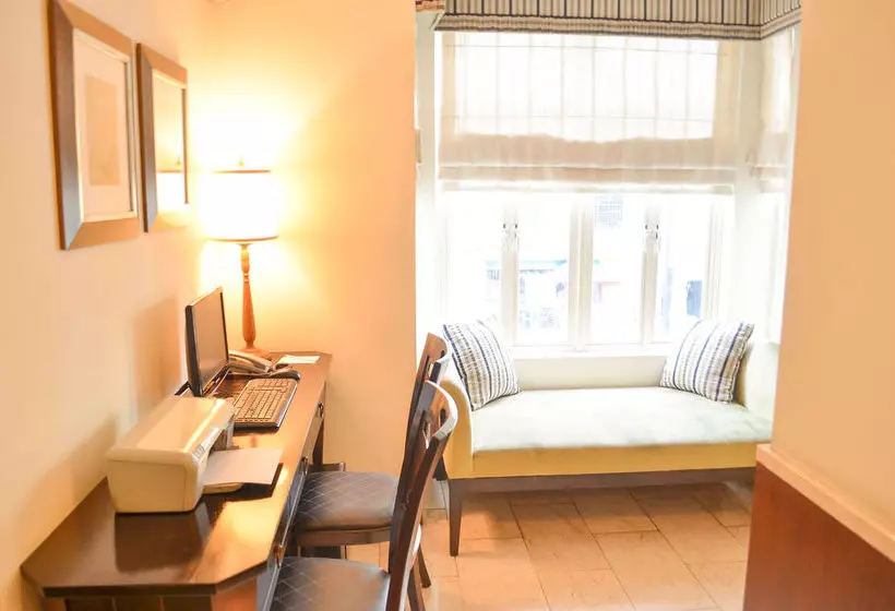 Hôtel Lemon Tree Inn