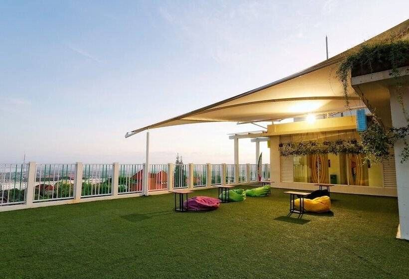 Maxonehotels At Bukit Jimbaran