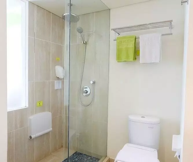 Maxonehotels At Bukit Jimbaran