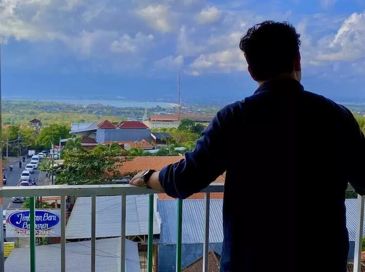 Maxonehotels At Bukit Jimbaran