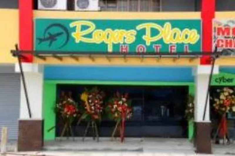酒店 Roger S Place