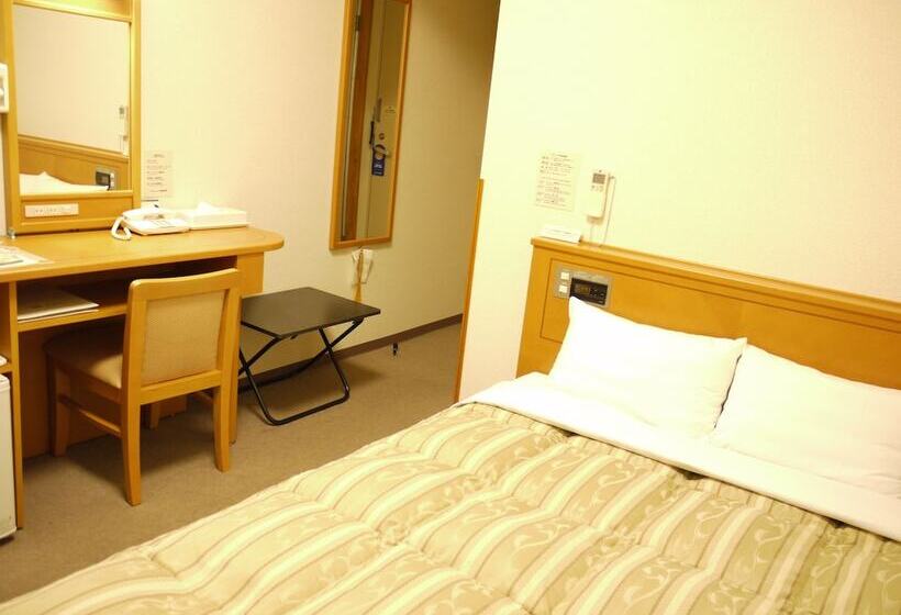 Отель Route Inn Niigata Kenchominami