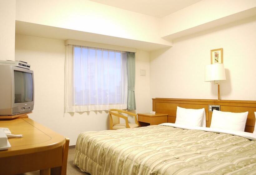 Отель Route Inn Niigata Kenchominami