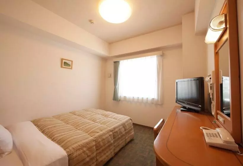 Отель Route Inn Niigata Kenchominami