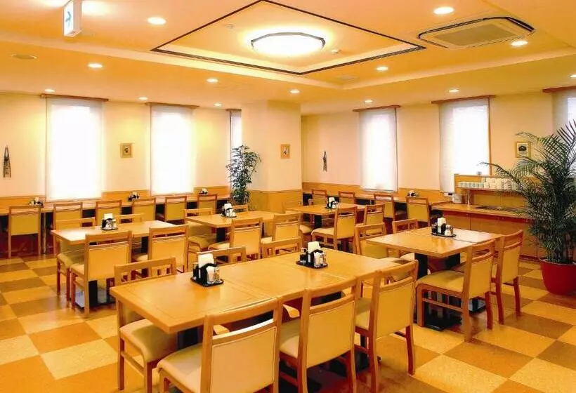 Отель Route Inn Niigata Kenchominami