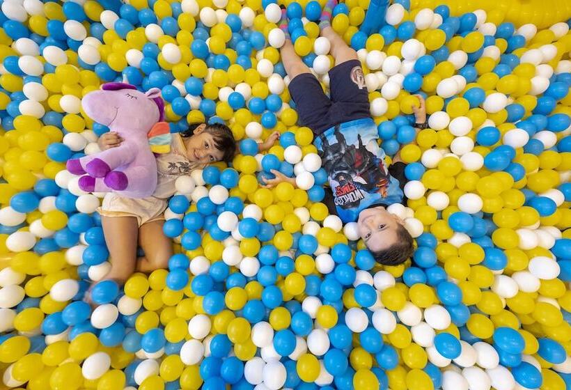 בית מלון כפרי Solea Seaview Resort