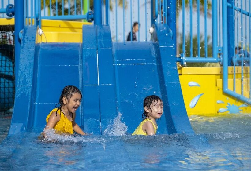 בית מלון כפרי Solea Seaview Resort