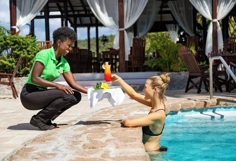 هتل Ti Kaye Resort & Spa