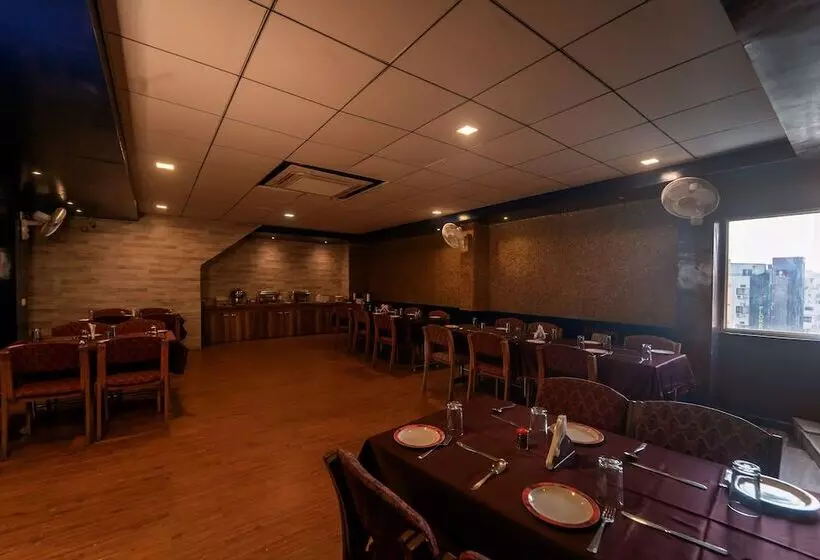 Отель Vatika Inn