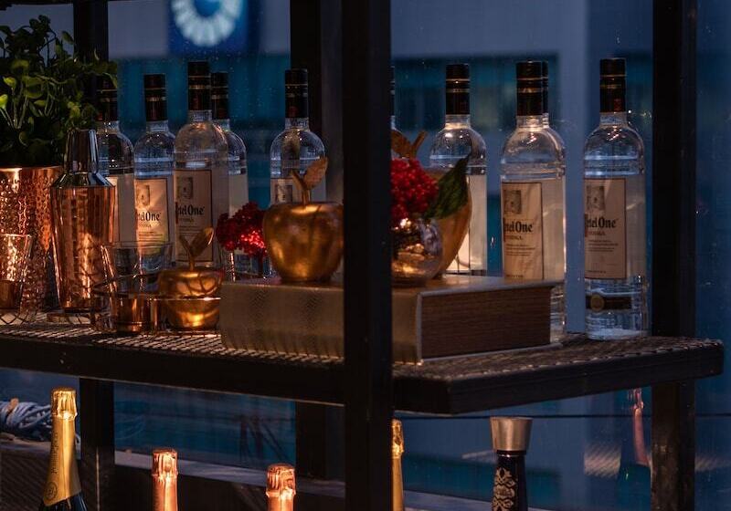 هتل Weston Suites