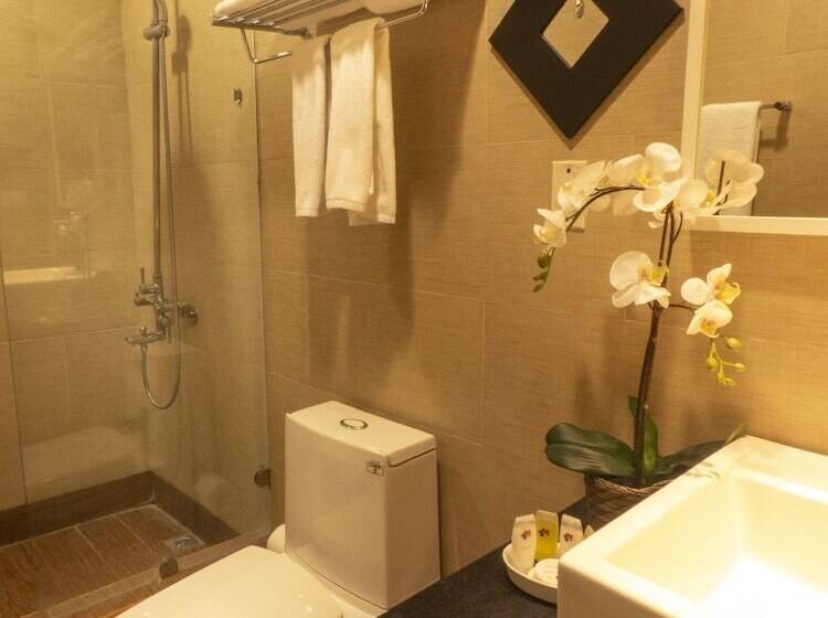 هتل Weston Suites