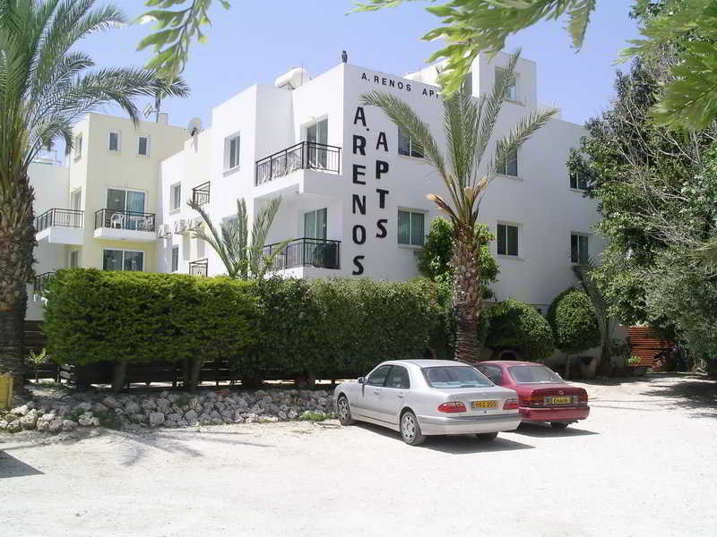 Renos Hotel Apts