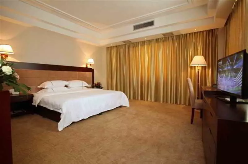 Vienna Hotel Yangshuo Branch