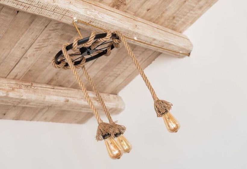 مسافرخانه Sisula Country Hotel&spa