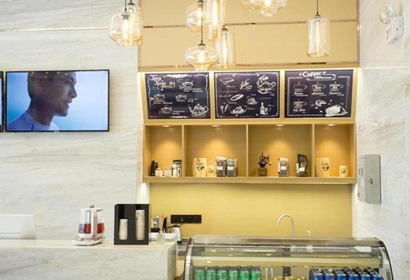 Отель City Comfort Inn Taizhou Wanda Plaza