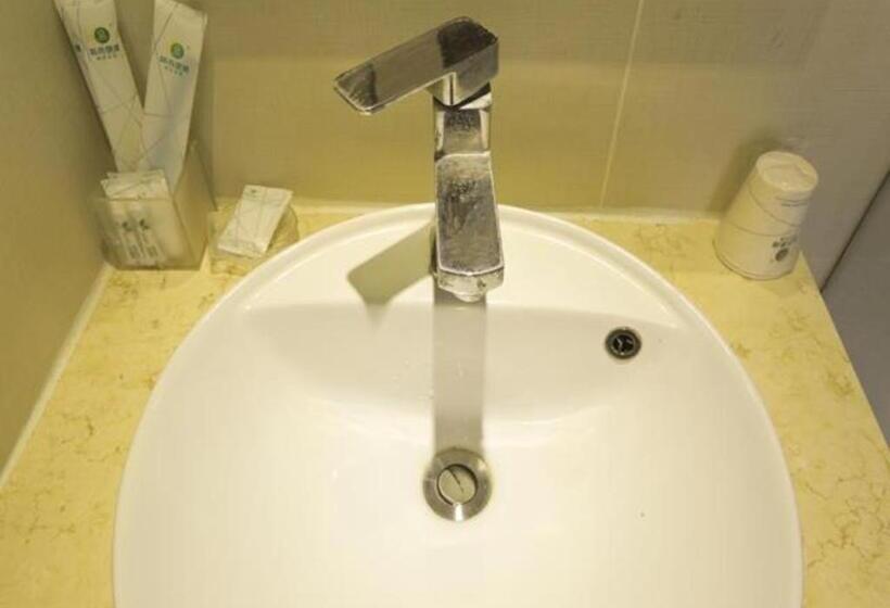 호텔 City Comfort Inn Wuhan Jianghan Road Pedestrian Street Metro Station