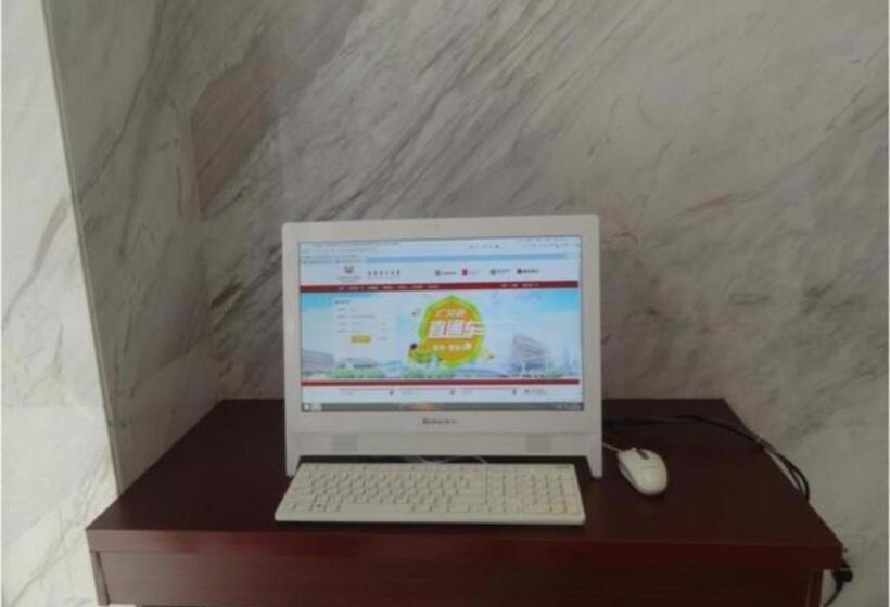 호텔 City Comfort Inn Wuhan Jianghan Road Pedestrian Street Metro Station