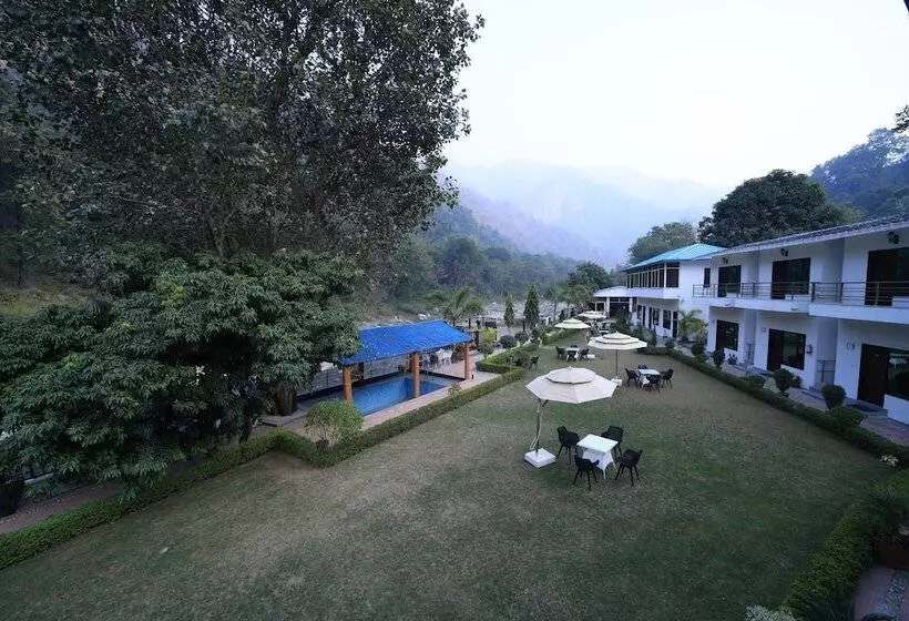 ホテル Ezzenza Mahayana Resort & Spa