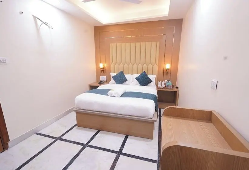 ホテル Mahesh Guest House By Wb Inn