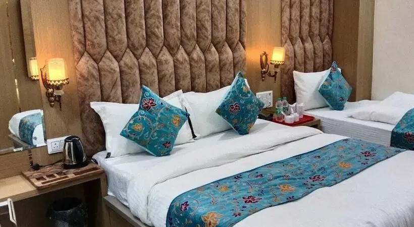 ホテル Mahesh Guest House By Wb Inn