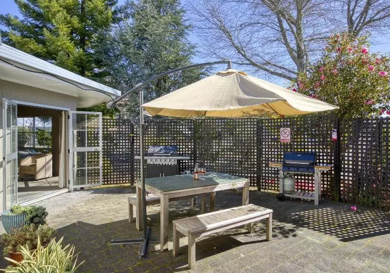 Hotelli Turangi Leisure Lodge