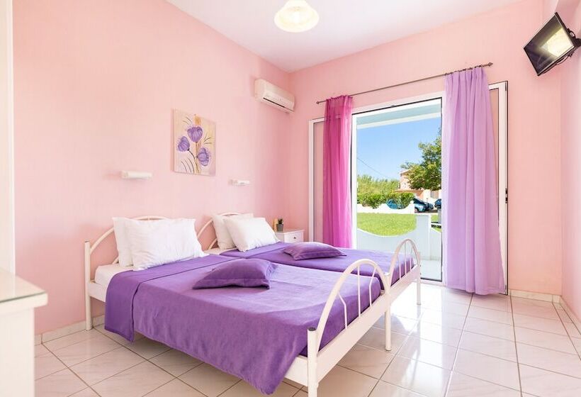 ペンション Villa Amorossa With Garden View & Shared Pool By Konnect, Roda Corfu