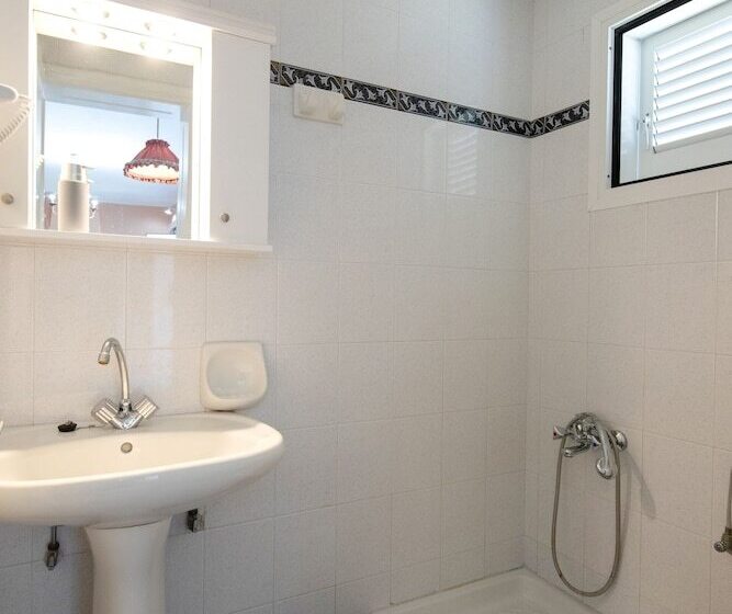 ペンション Villa Amorossa With Garden View & Shared Pool By Konnect, Roda Corfu