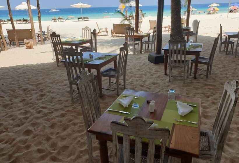 Pension Nungwi Inn Beach Cottages