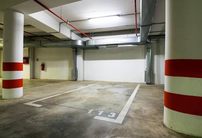 ベッドアンドブレックファースト Sky & Sun Luxury Rooms With Private Parking In The Garage