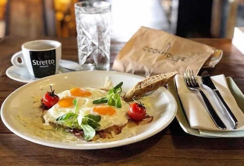 ベッドアンドブレックファースト Sky & Sun Luxury Rooms With Private Parking In The Garage