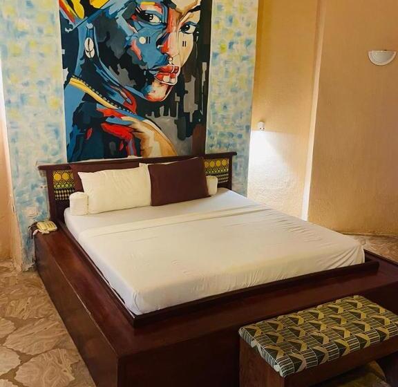 هتل Bamboo Village Resort