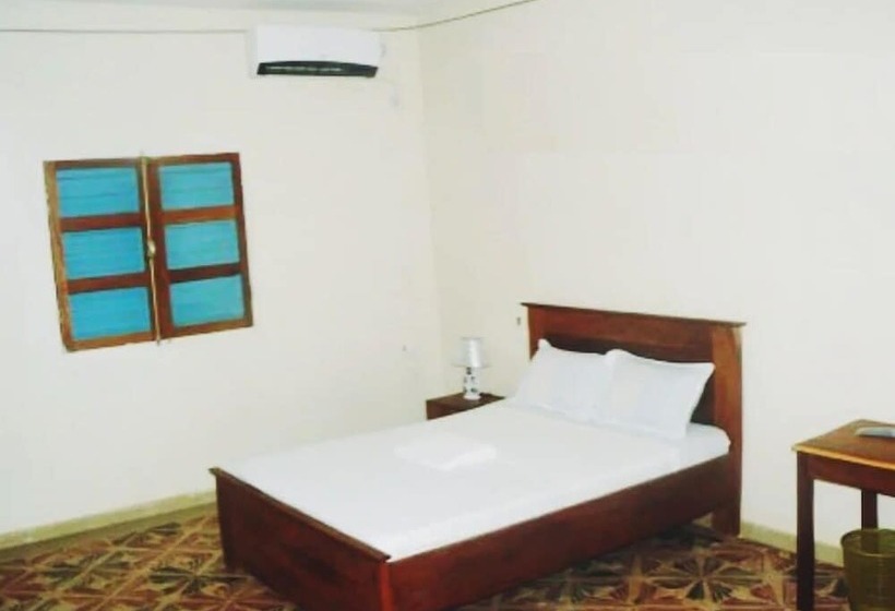 هتل Djiguiya Salam Tambacounda