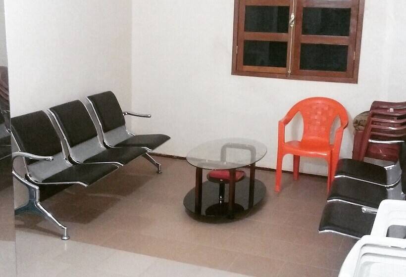 هتل Djiguiya Salam Tambacounda