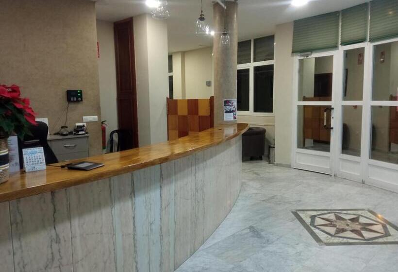 هتل Estrella Del Mar