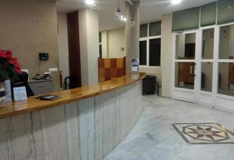 Hotelli Estrella Del Mar