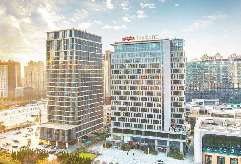 Отель Hampton By Hilton Zhengzhou Zhengdong New District